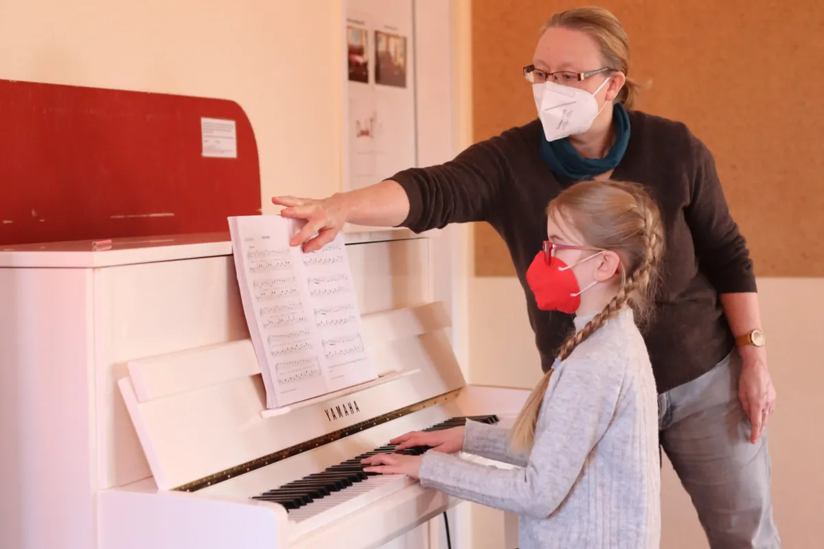 Keyboard und Klavier bei Babette Ehlers